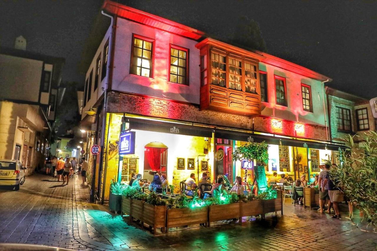 Lords Hostel&Pub Antalya Exterior foto